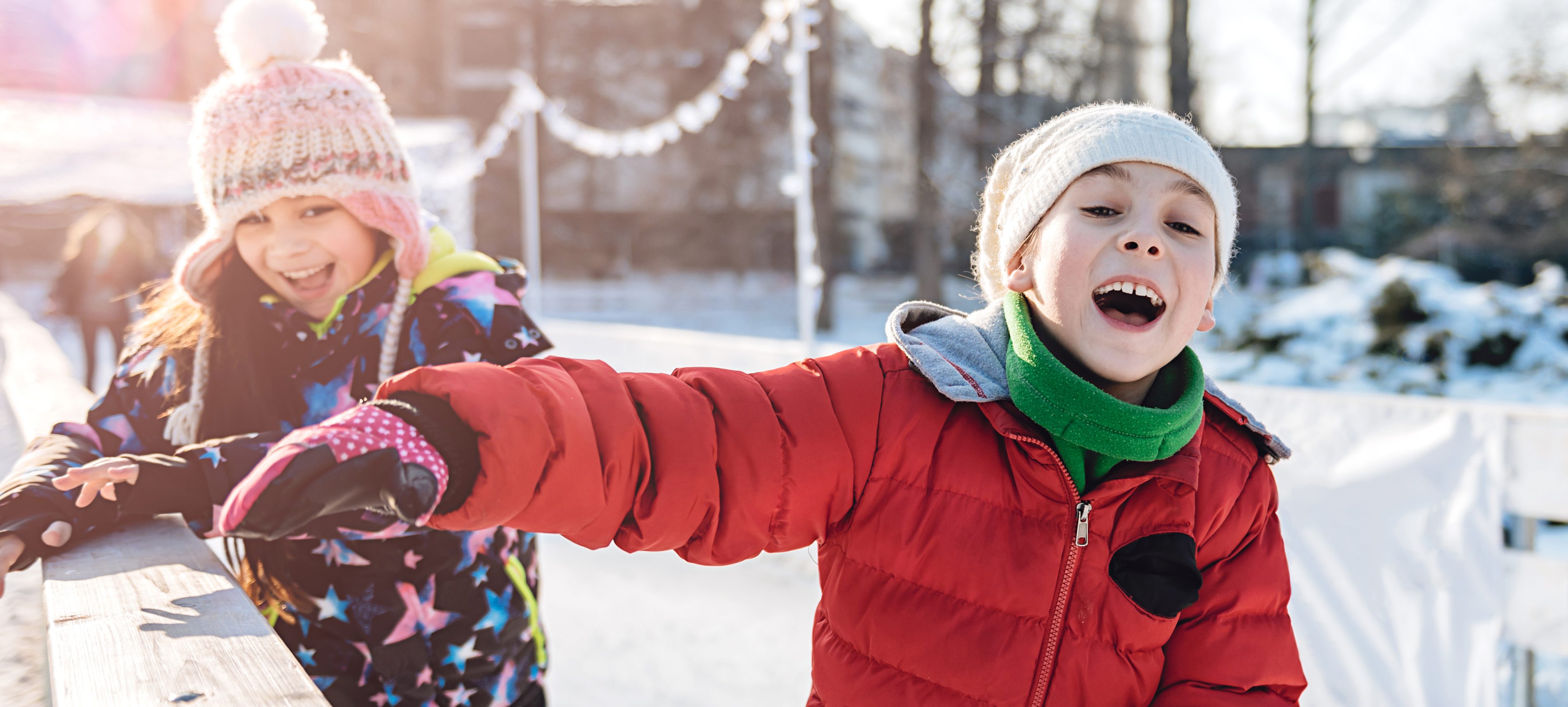 Girls  learning to skate | VIACTIV Krankenkasse