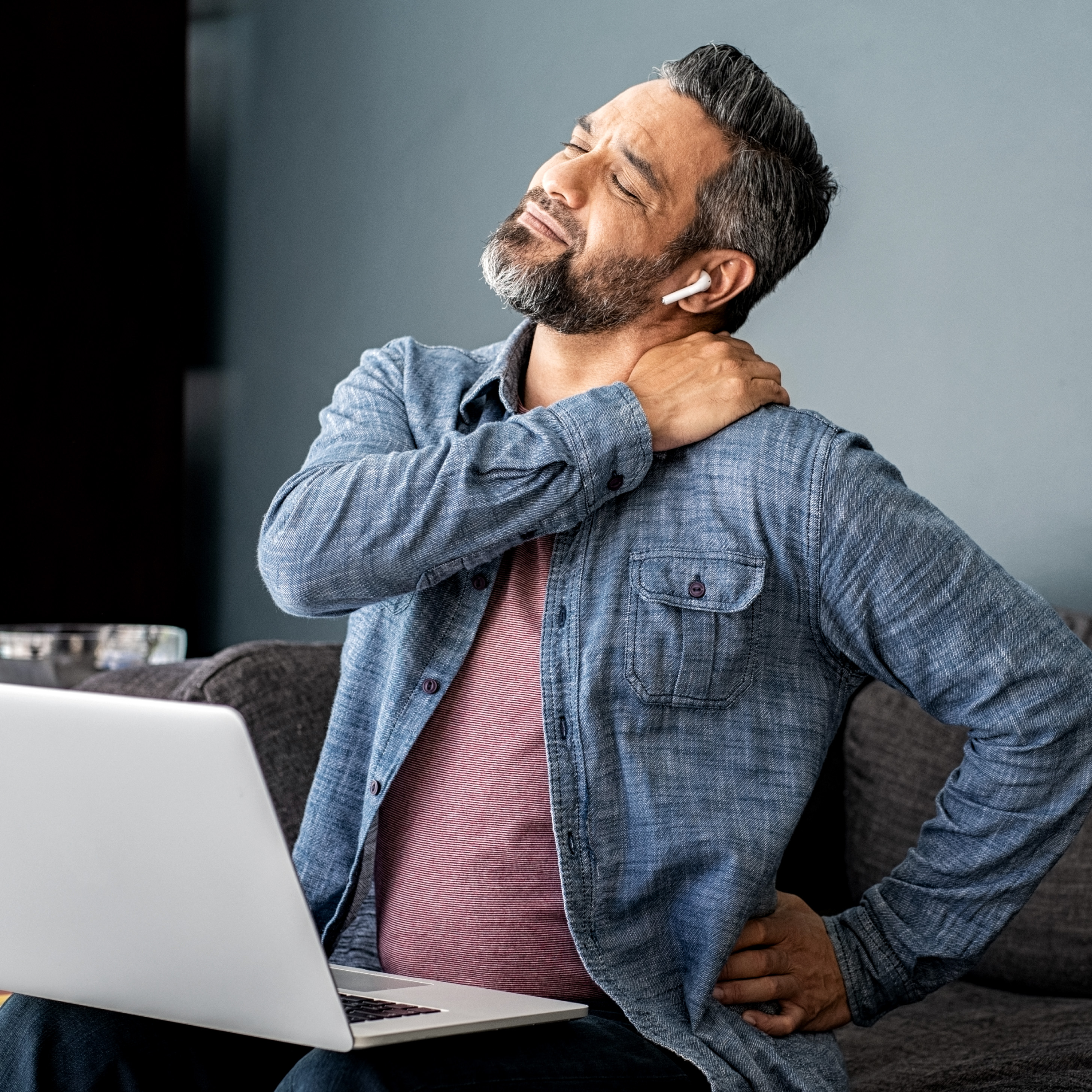 Viactiv-Krankenkasse-Homeoffice-Verspannung | VIACTIV Krankenkasse