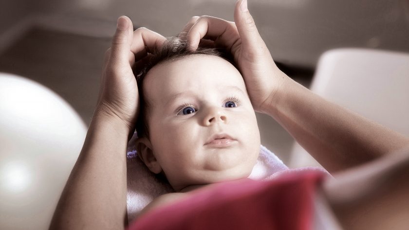 Viactiv-Krankenkasse-Osteopathie-Kinder-Babys | VIACTIV Krankenkasse