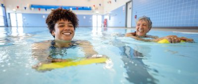 Schwimmen lernen Erwachsene | VIACTIV Krankenkasse
