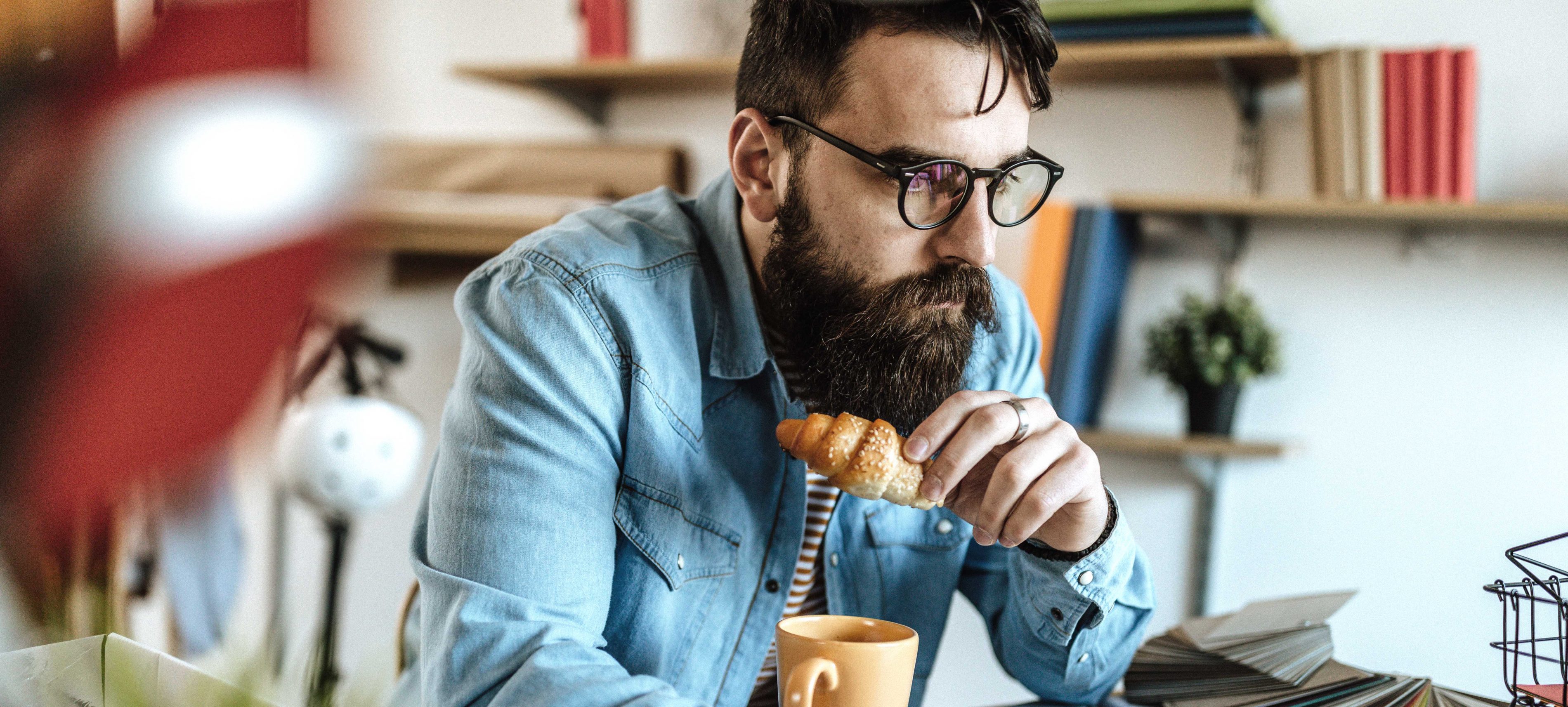 Futterfallen im Homeoffice | VIACTIV Krankenkasse