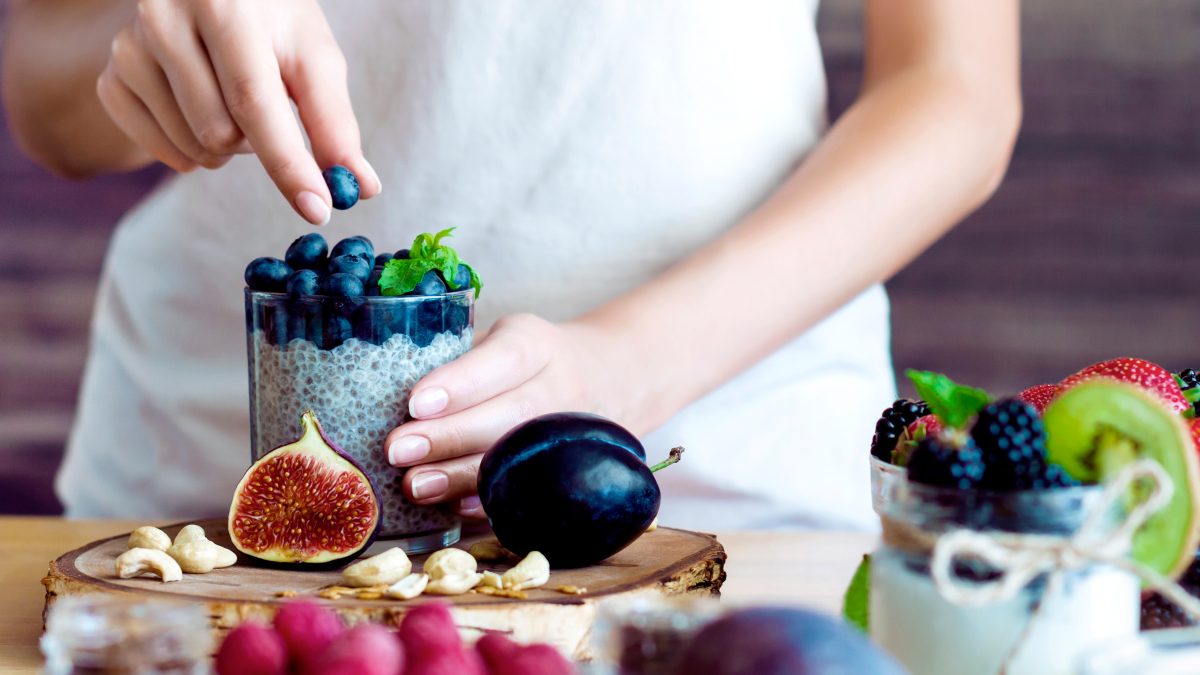 Healthy fitness food for breakfast | VIACTIV Krankenkasse
