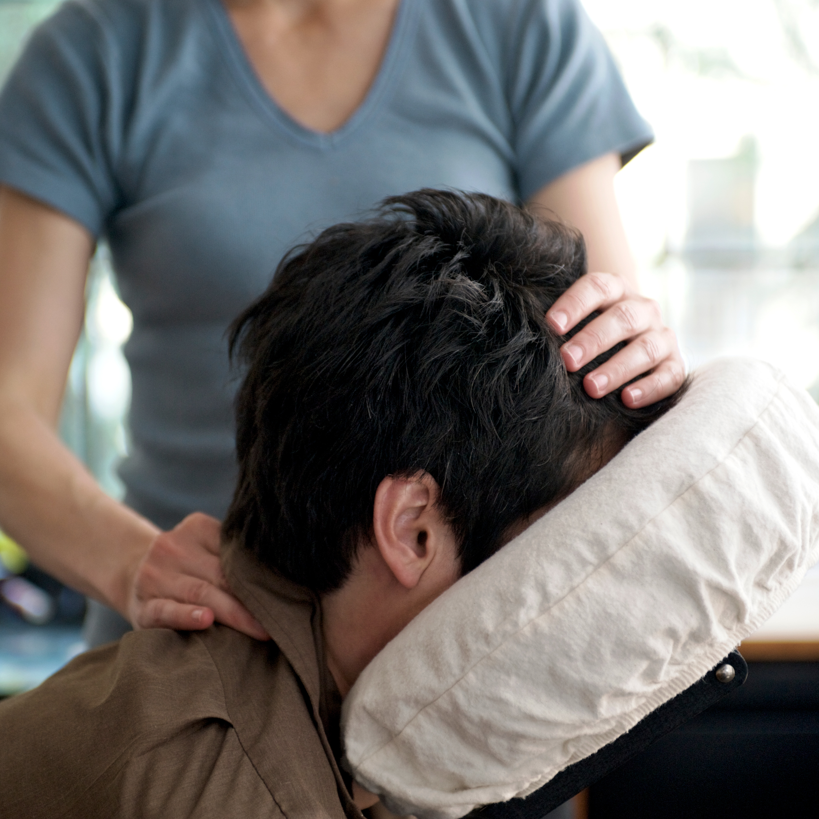 Viactiv Krankenkasse mobile Massage Arbeitsplat | VIACTIV Krankenkasse