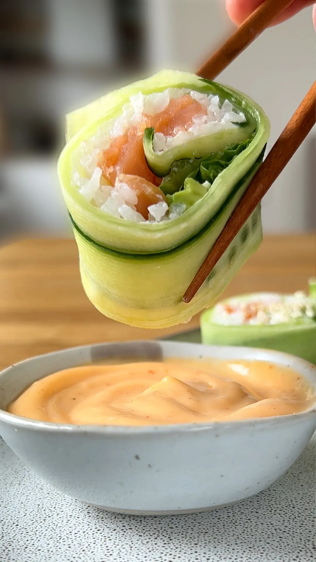 Gurken-Sushi mit Lachs und Avocado | VIACTIV Krankenkasse